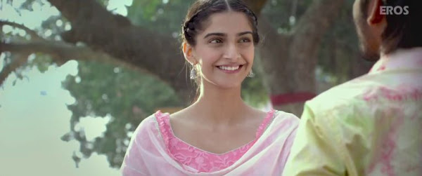 Raanjhanaa (2013) 